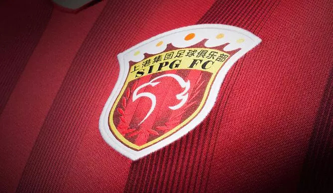 C罗：我和乔治娜计划世界杯后再举行婚礼，带着奖杯去庆祝