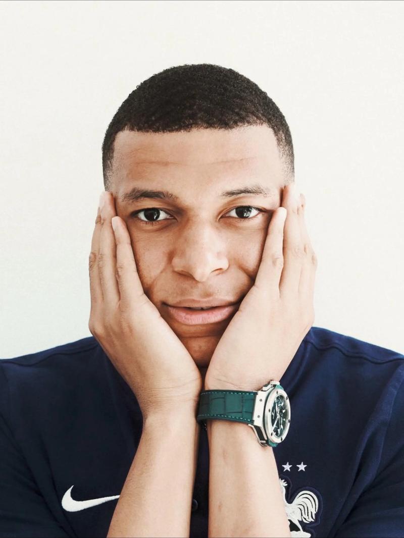 药厂主帅：希望延续之前欧冠胜利势头，对沃尔特马德印象深刻（勒沃库森主帅：力争在欧冠延续胜势，沃尔特马德令我印象深刻）