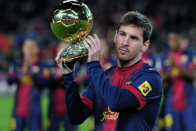 足球英超冬窗“标王”浮现，转会费惊人